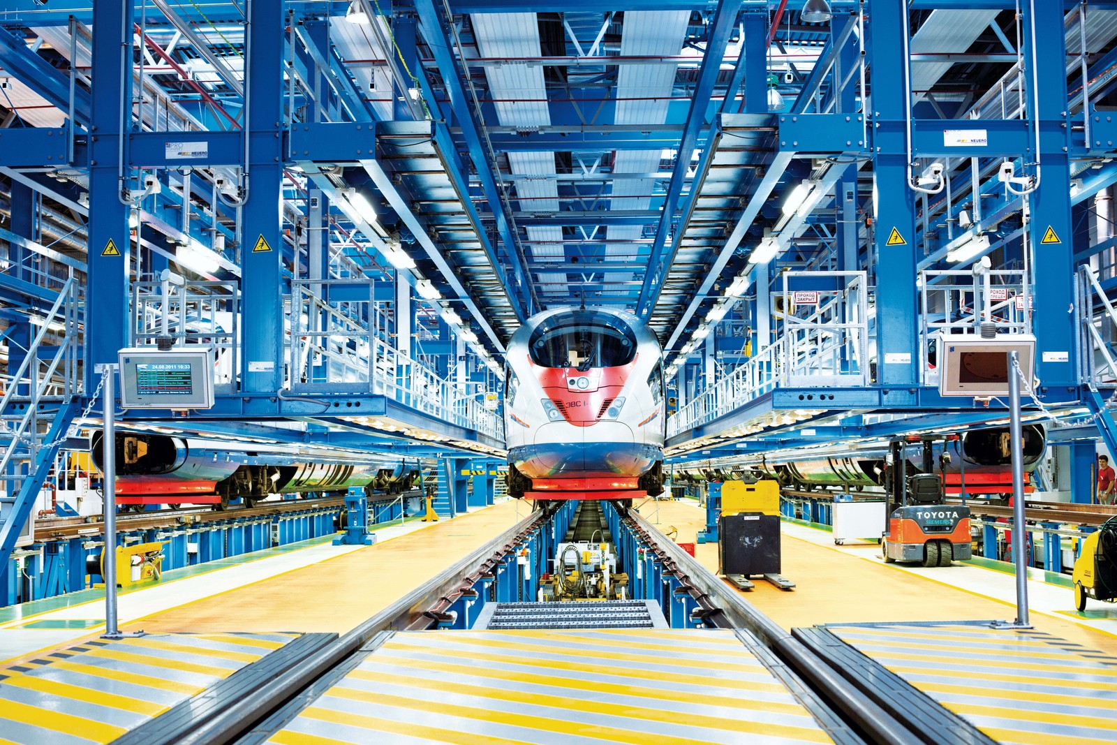 Siemens Mobility nutzt sein Wissen aus dem Bahnbereich und die Stratasys 3D-Drucker, um schnell und kostengünstig Ersatzteile für die RZD-Hochgeschwindigkeitszüge der Sapsan-Flotte zu produzieren.