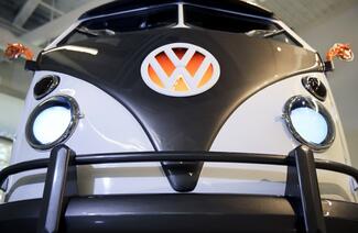 Das klassisches Volkswagen-Design wurde mit neuen Ideen und innovativen Technologien von Kooperationspartnern wie Autodesk kombiniert.