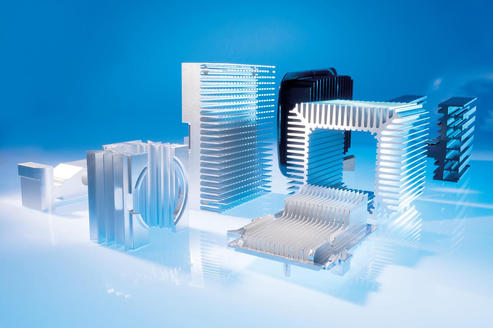 Die extrudierten Kühlkörper von CTX sind so vielfältig wie ihre Anwendungen – Profilkühlkörper für Medizintechnik
