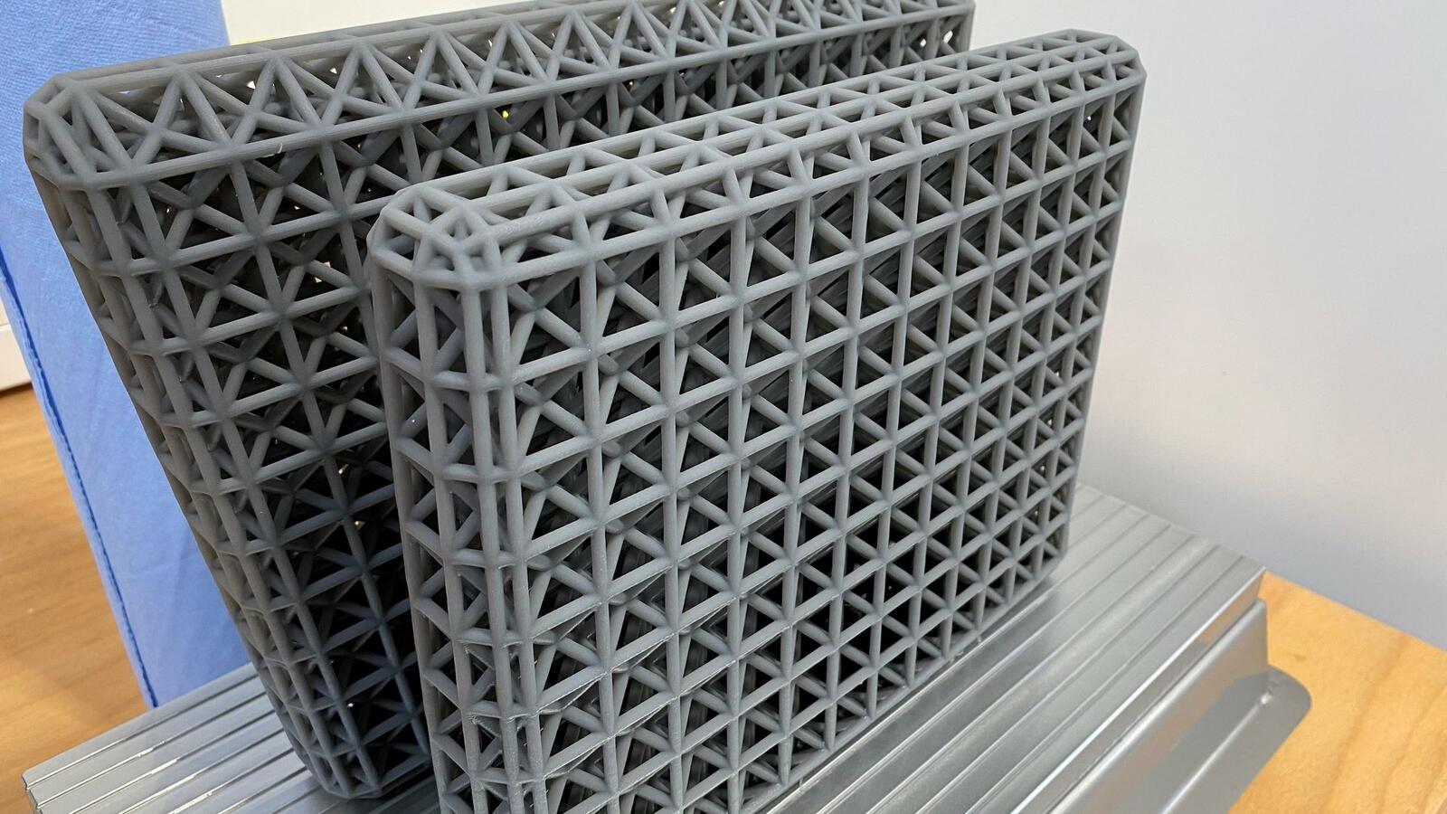 Nicht nur für Motorräder: 3D-gedruckte Bauteile in Serienqualität – KTM nutzt einzigartiges Genera-Know-how für ganzheitliche additive Prozesse 